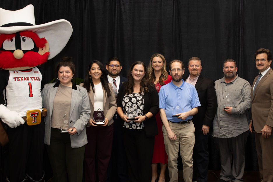 Distinguished Staff Awards 2023 Group Recipient Image: Raider Success Hub
