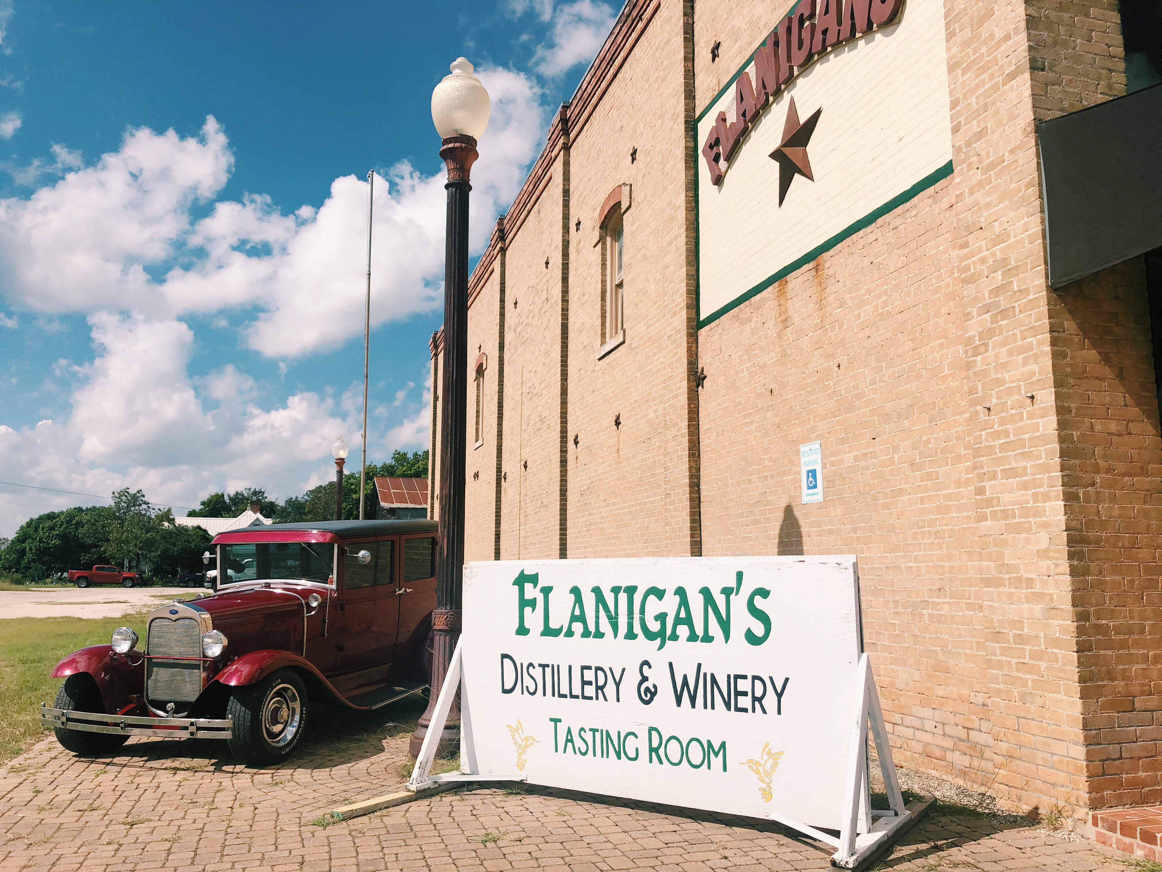 Hospitality and Retail Management Graduate Students Develop Marketing Strategies for Texas Winery
