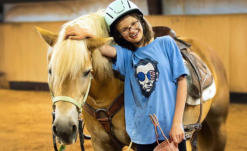 afs-2025-therapeutic-riding-800