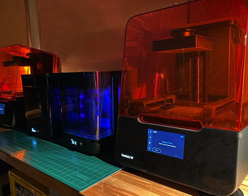 Formlabs 3D SLA Printers with UV curing stations. iMac workstations with Rhino and Zbrush