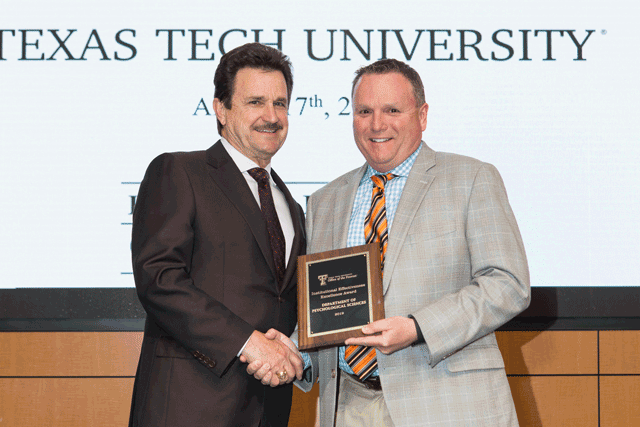 Psychological Sciences wins award 2019