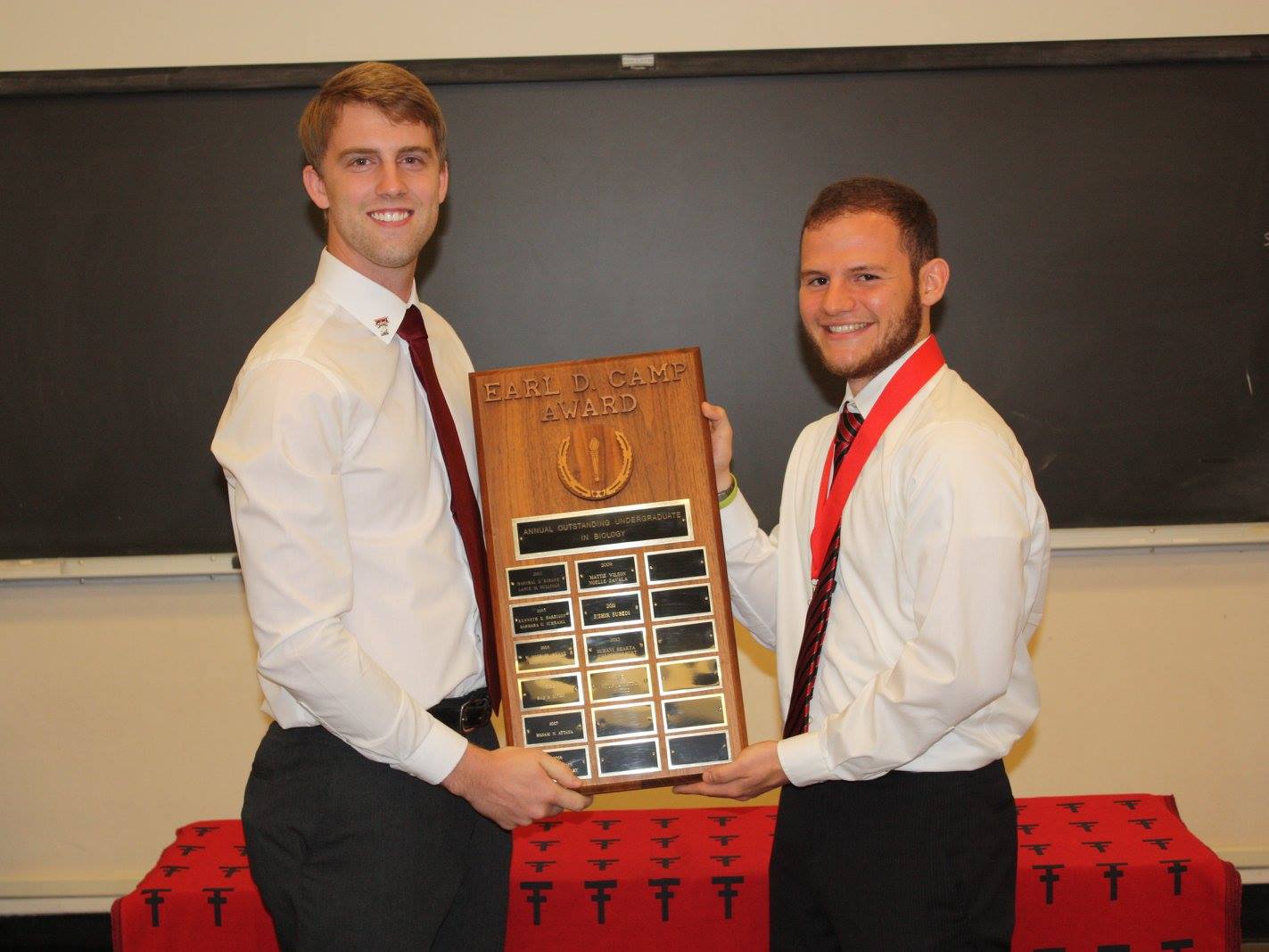Earl Camp Award Earl Camp Award