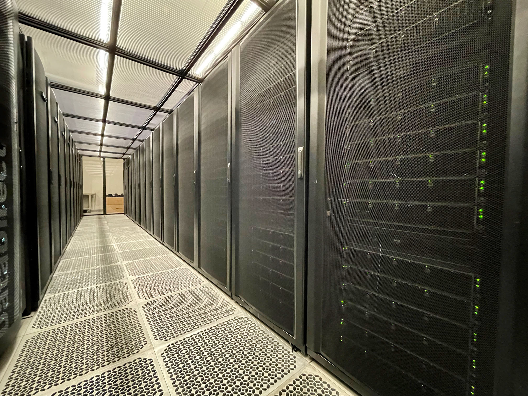 High Performance Computing Center High Performance Computing Center