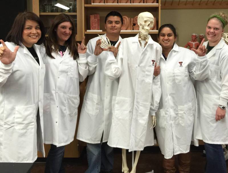 Students with skeleton Students with skeleton