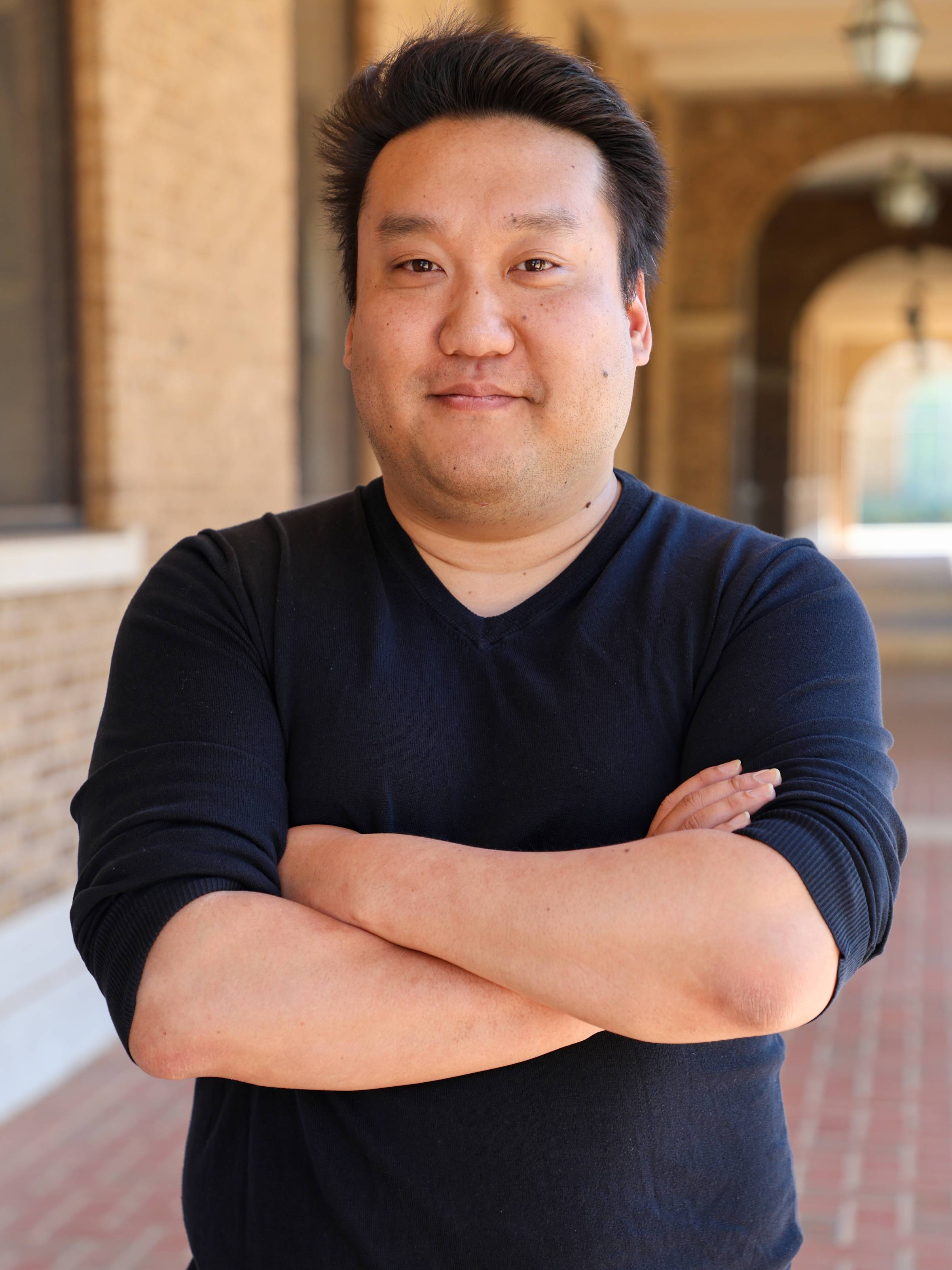 Headshot of Daniel Yoo