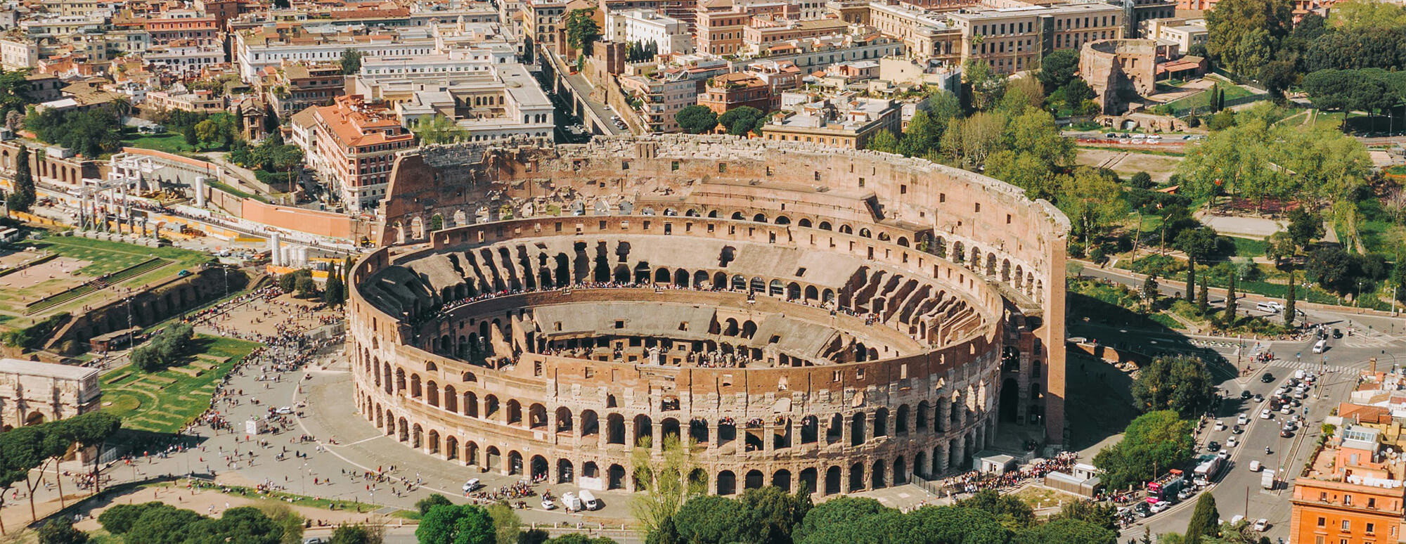 rome ruins colosseum