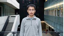 Zhi Li