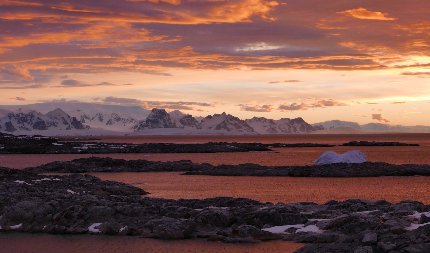 Antarctic sunset