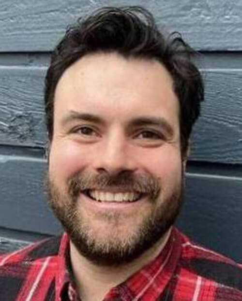 portrait of Alejandro Abarca