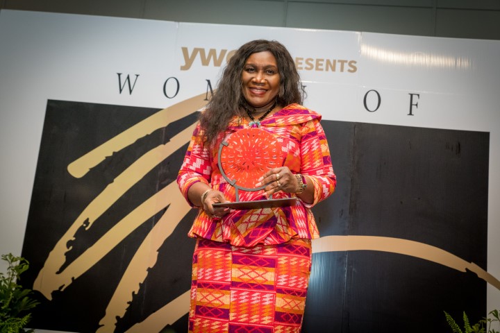Comfort Pratt with Award