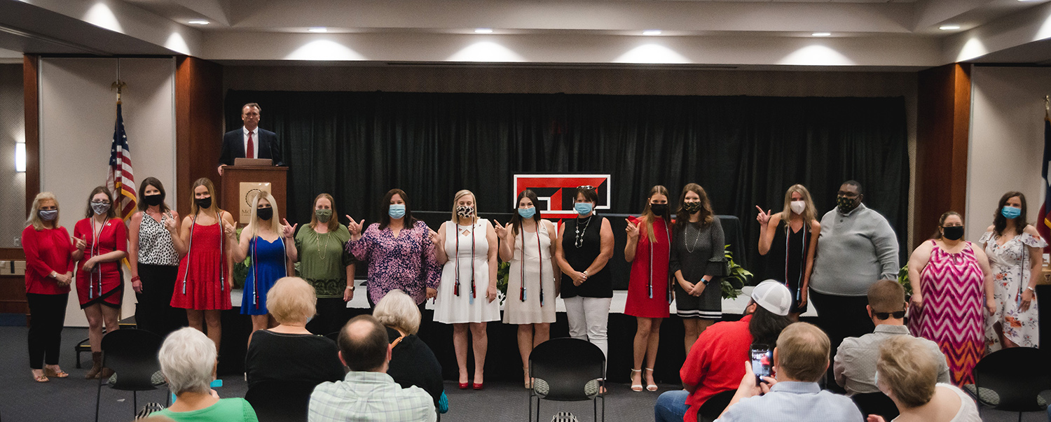 Group of Texas Tech University at Waco graduates