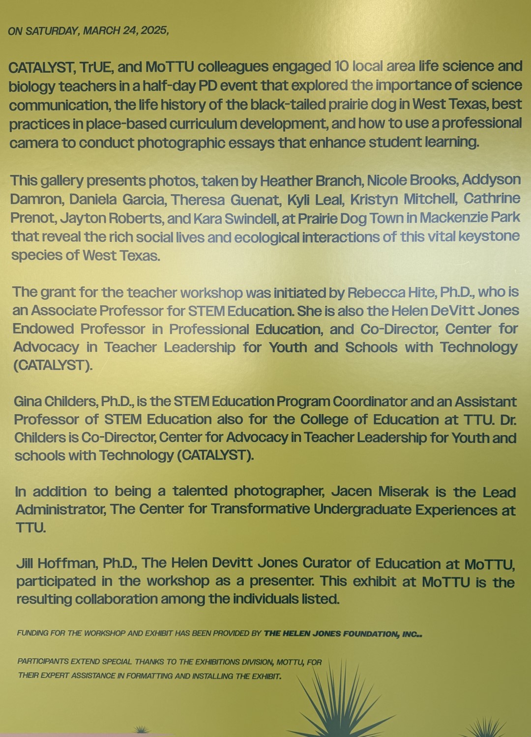 Plaque describing the photo gallery