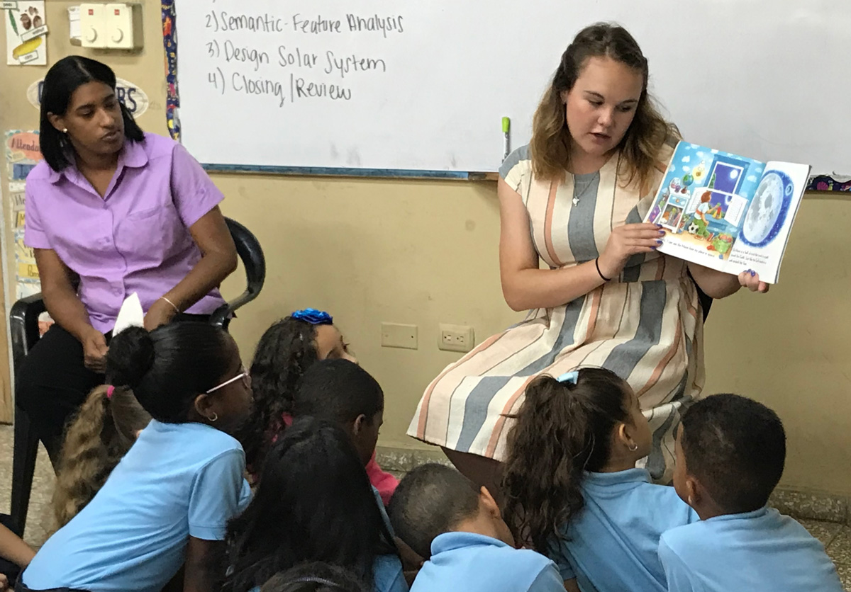 Student Teaching in the Dominican Republic