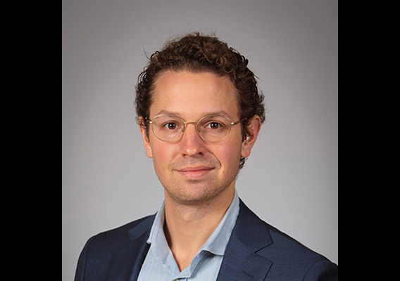 Portrait of Dr. Matthew Hunter