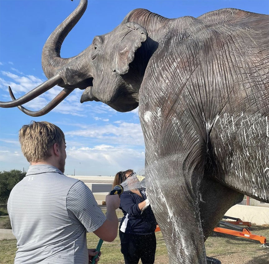 HMS Students Cleaning Mammoth