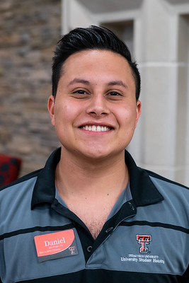 Daniel M Daniel M