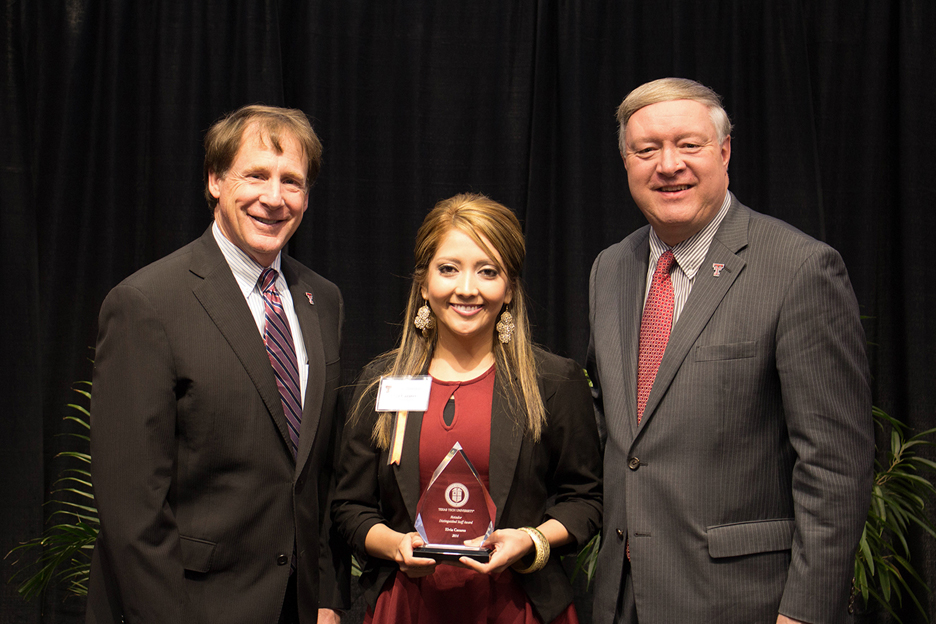 Distinguished Staff Awards 2014 Recipient Image: Elvia Cazares-Human Resources 