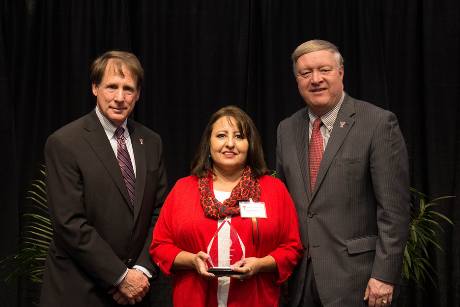 Distinguished Staff Awards 2014 Recipient Image: Elma Moreno - School of Law Distinguished Staff Awards 2014 Recipient Image: Elma Moreno - School of Law