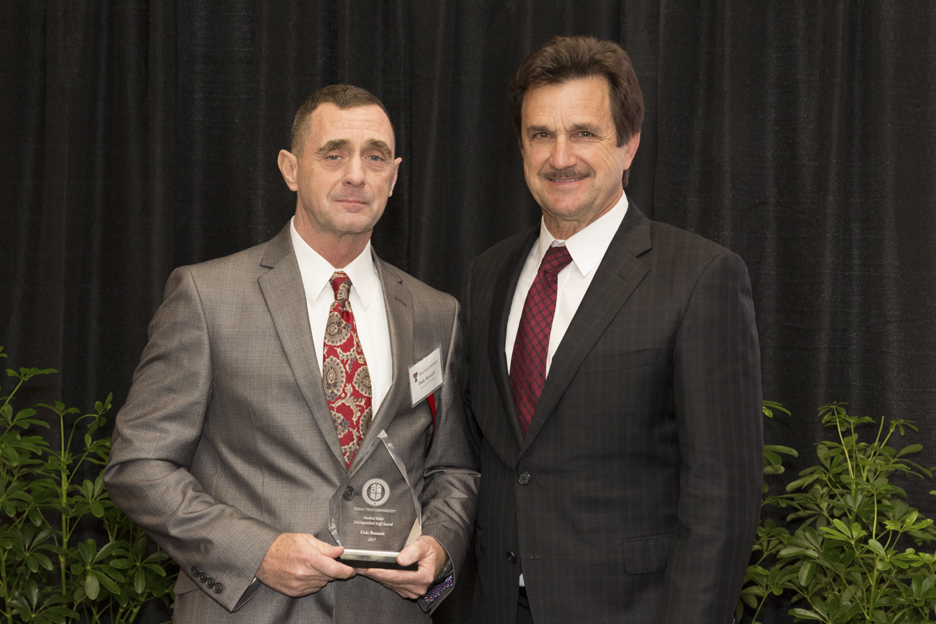 Distinguished Staff Awards 2017 Recipient Image: Dale Bennett - Operations Distinguished Staff Awards 2017 Recipient Image: Dale Bennett - Operations