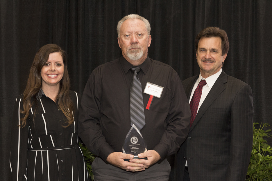 Distinguished Staff Awards 2017 Recipient Image: Lance Brooks - Operations Distinguished Staff Awards 2017 Recipient Image: Lance Brooks - Operations