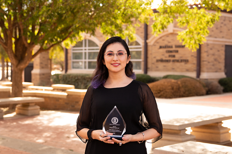Distinguished Staff Awards 2020: Lilliana Rivera Sandoval Department of Physics & Astronomy