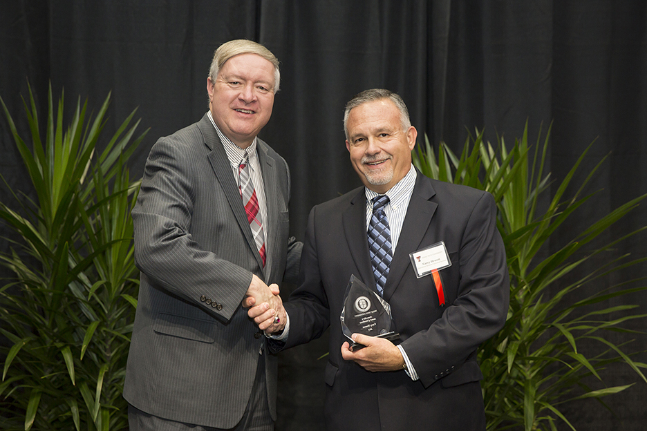 Image: Distinguished Staff Award - Chancellor's Award of Excellence Recipient: Carey Hewett - Operations, Custodial Services Image: Distinguished Staff Award - Chancellor's Award of Excellence Recipient: Carey Hewett - Operations, Custodial Services