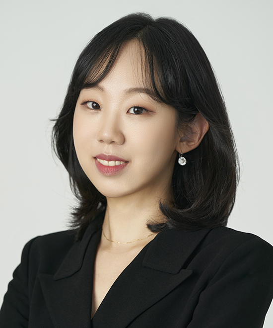 Jennifer Yeeun Huh, Ph.D. Jennifer Yeeun Huh, Ph.D.