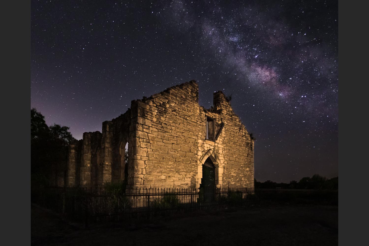Michael Blachly: Saintly Ruins - D'Hanes, Texas