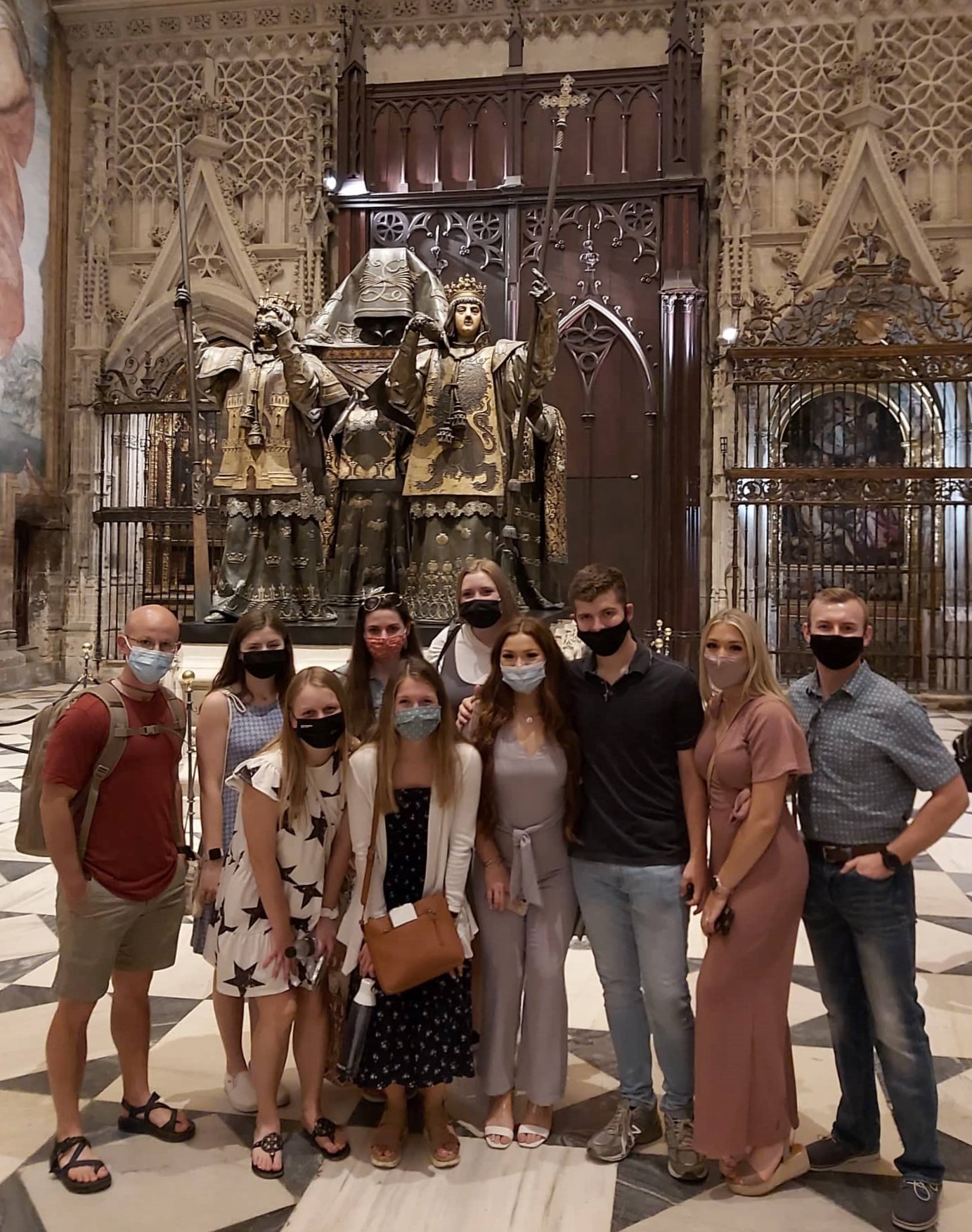 Students at Tomb of Christopher Columbus 