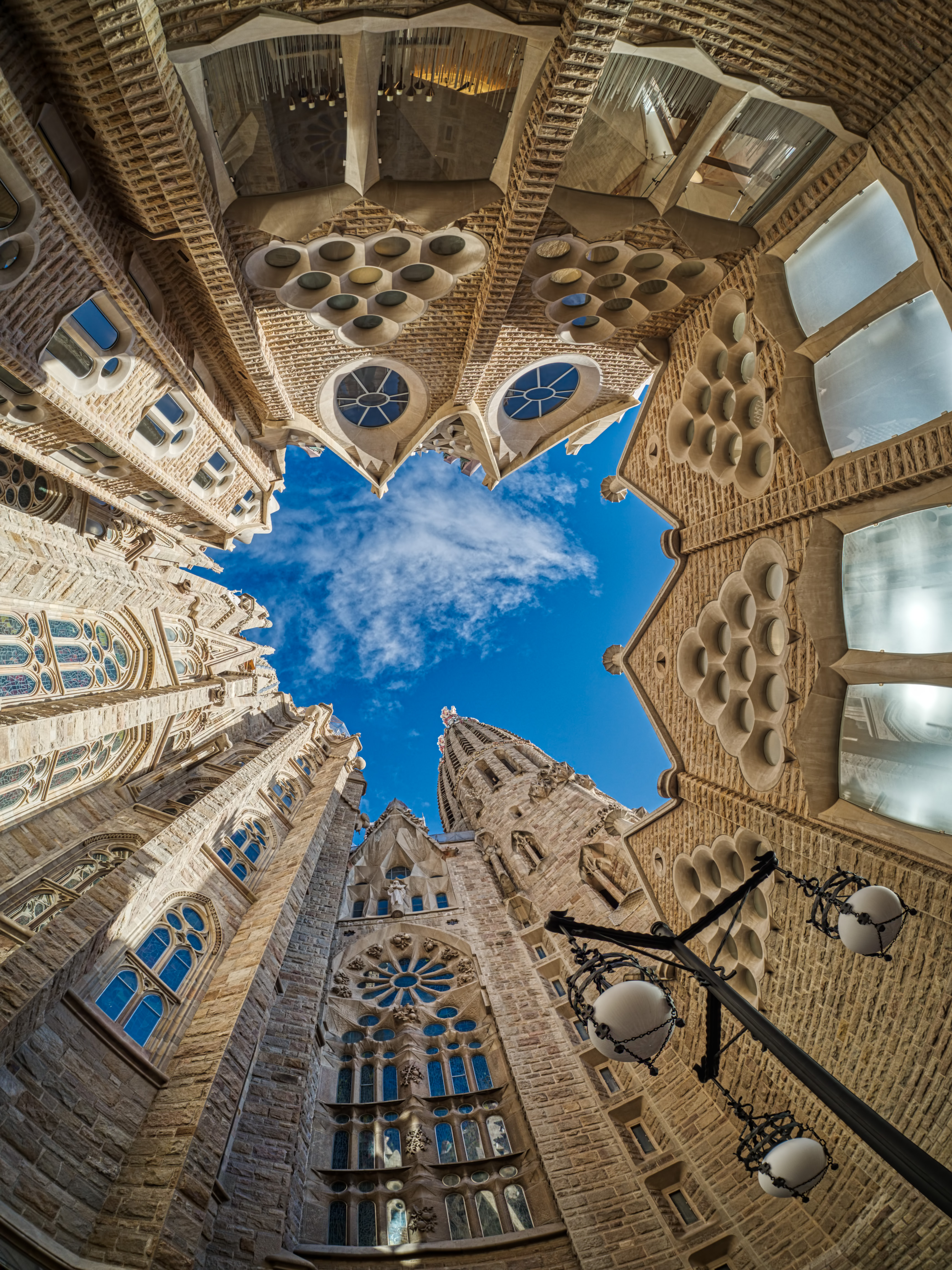 James Clinich: La Sagrada Familia - Barcelona, Spain