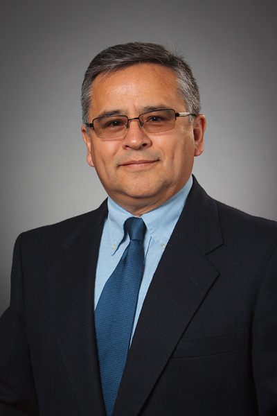 Dr. Jorge Salazar-Bravo