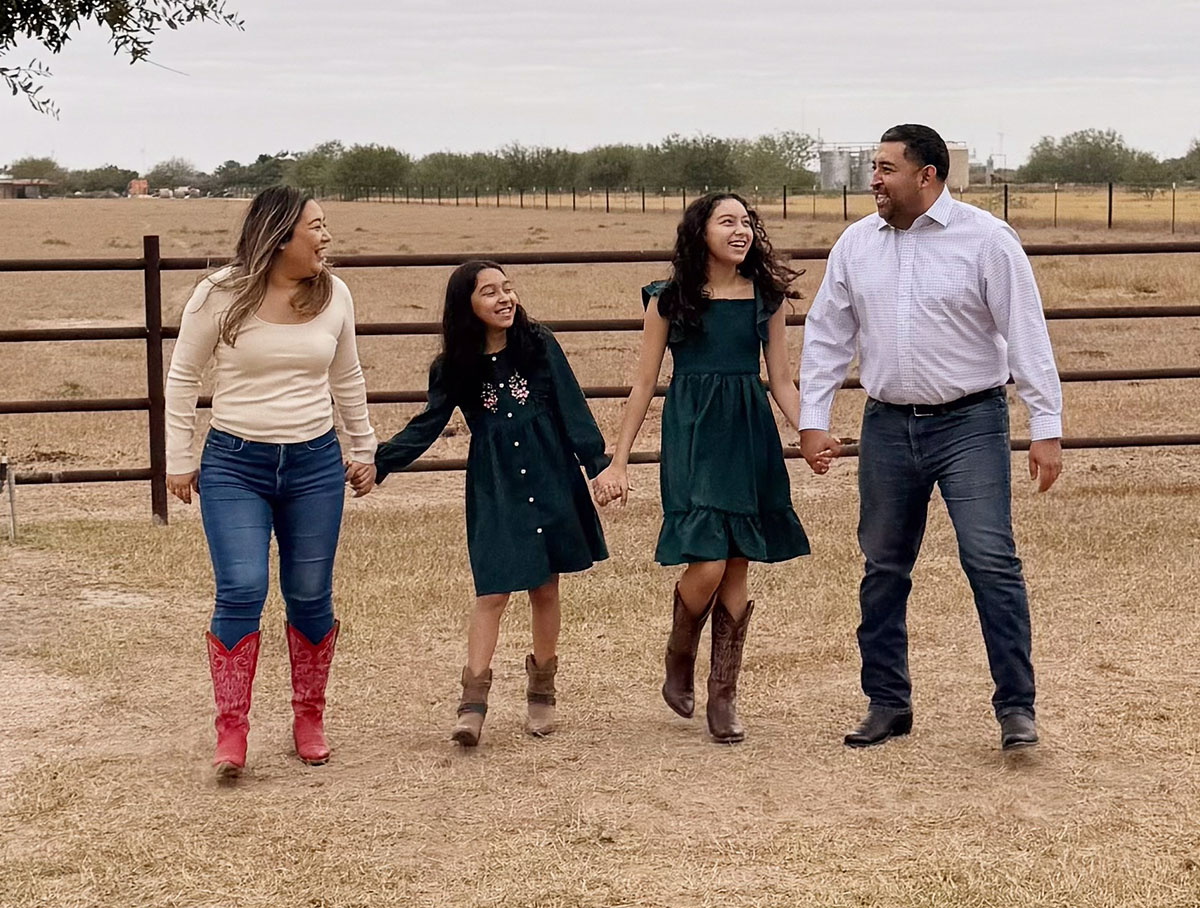Joy's family: Alma, Sol, Joy and dad, Joacim.