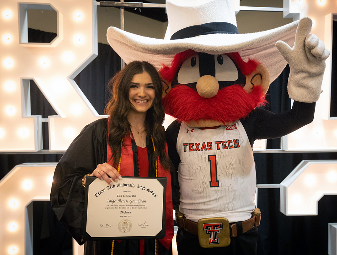 TTU K-12 23' Stateside Graduate