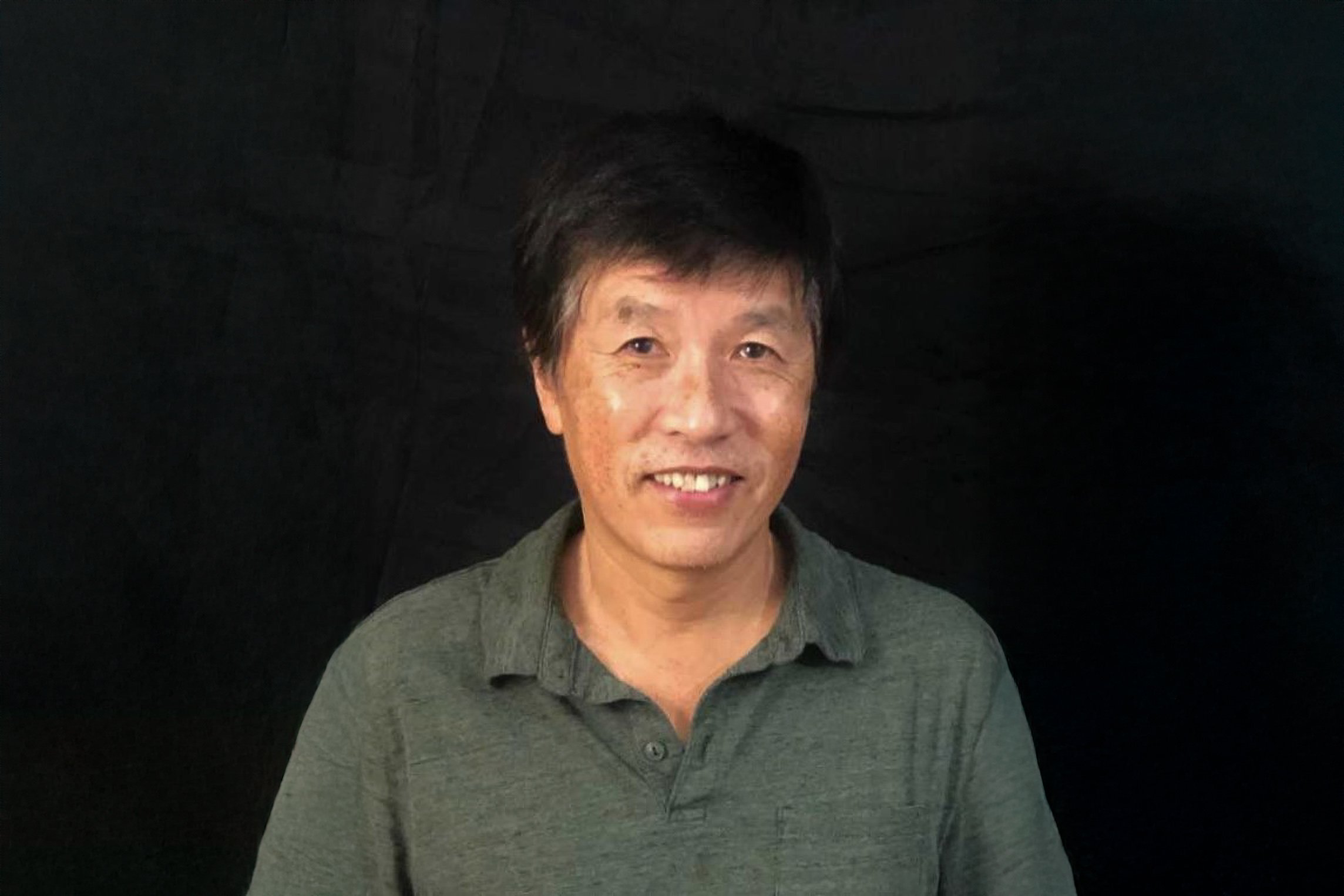 Portrait of Dr. Alex Wang