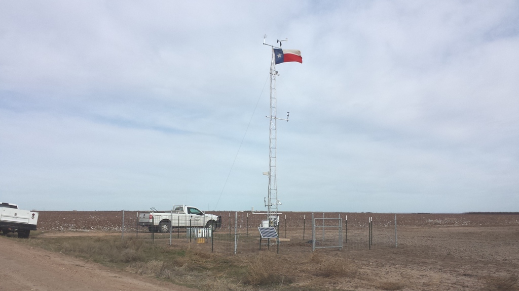 West Texas Mesonet station #102 in Stamford stands ready for action. 