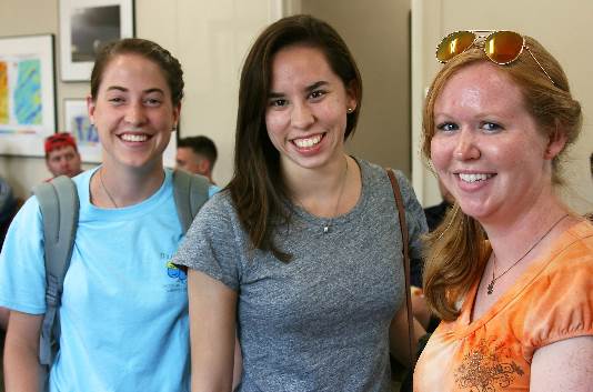 TTU students gives big smile at Raider Welcome