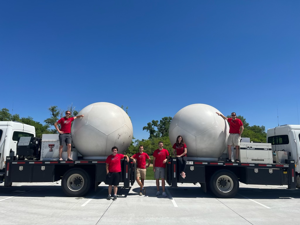 Weiss and students with Ka radars