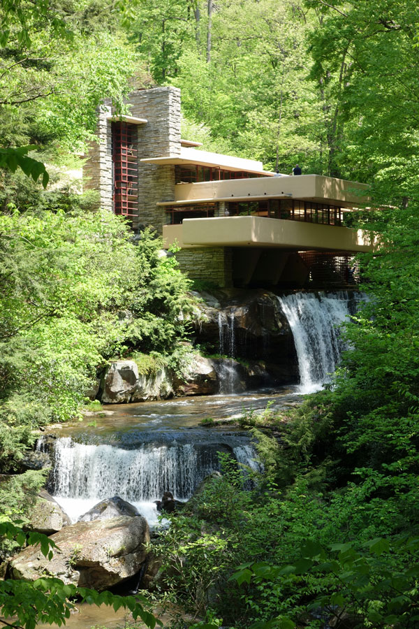  Exterior of Fallingwater (Kaufmann Residence) by Frank Lloyd Wright.