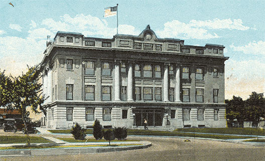 Lubbock courthouse from 1916 postcard.