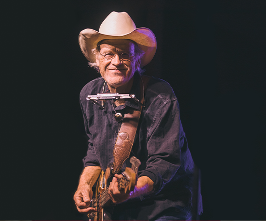 Bob Livingston performing
