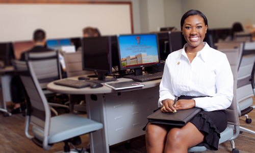 Student in computer lab