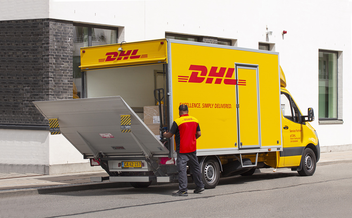 DHL Truck