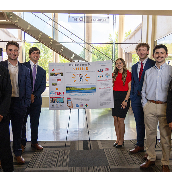 Scovell Business Leadership Program Honors Graduates and Rising Leaders at Gala Event
