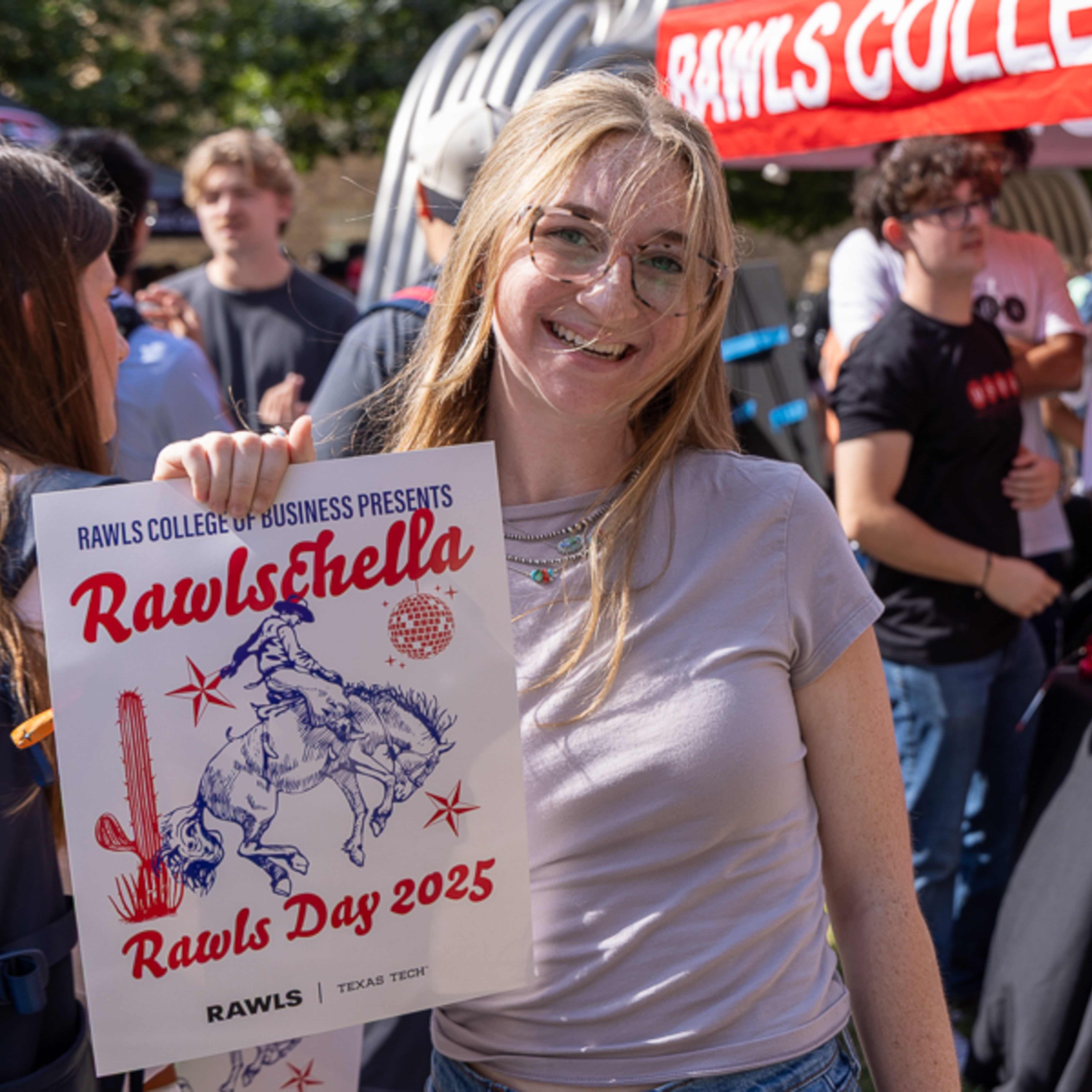 Rawlschella Offered Students a Lineup of Rawls College Resources and Involvement Opportunities