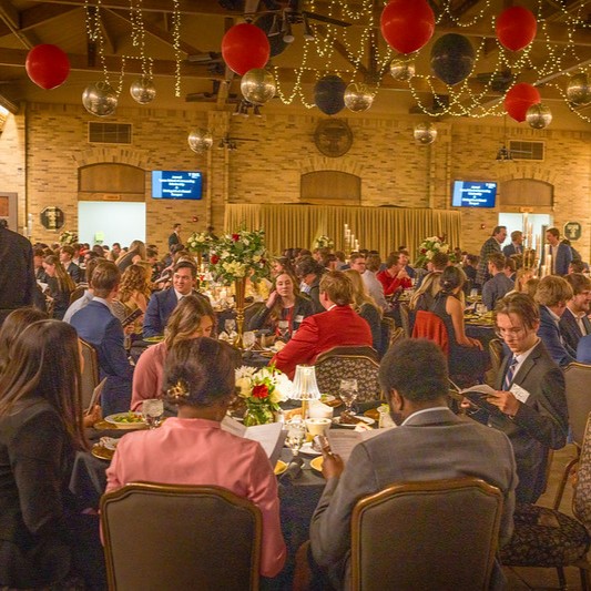 Lyons School of Accounting Honors Legacy, Celebrates Student Achievement and Record-Breaking Donor Support at Annual Banquet