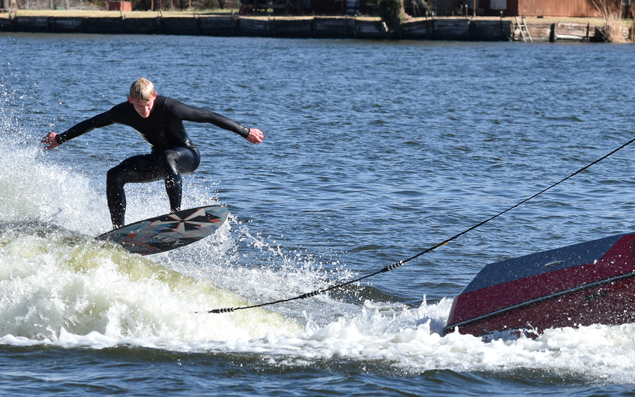 wakeboarding