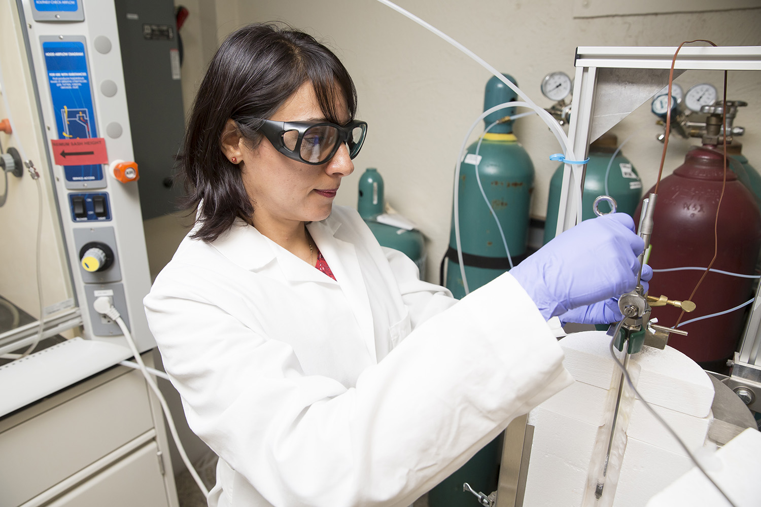Sheima Khatib in the lab