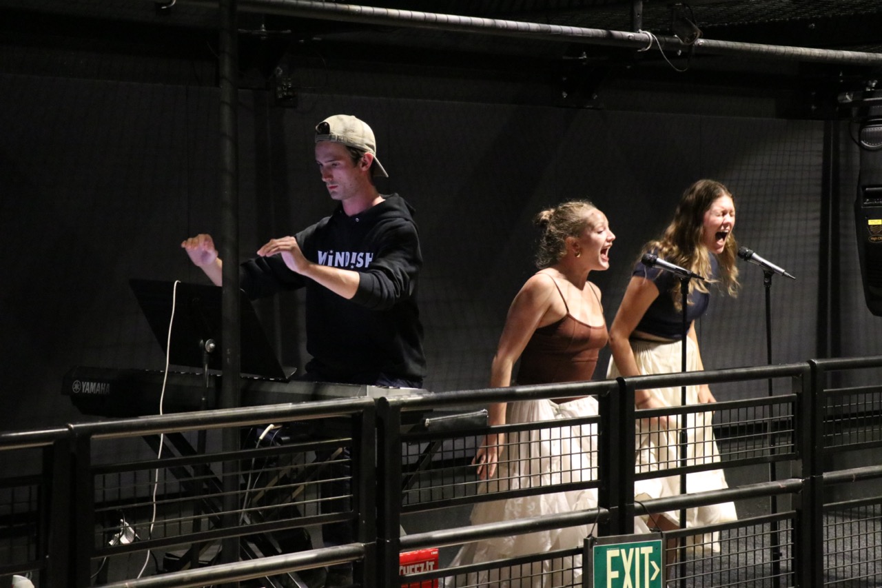 LIZZIE rehearsal with Seb and 2 actors.