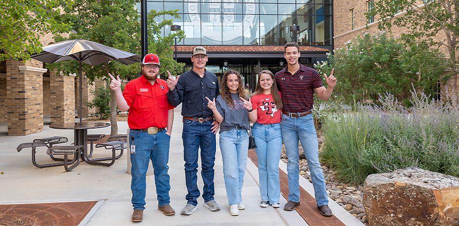 Students at Amarillo Campus