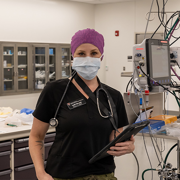 Student working in surgery room 